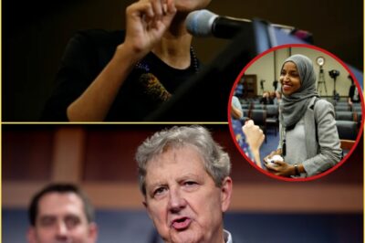 KENNEDY DROPS “OMAR FILE” ON SENATE FLOOR: ONE SENTENCE, 42 SECONDS OF DEAD SILENCE, CAREER-ENDING BOMBSHELL The Senate was slogging through a routine border-security vote when Sen. John Neely Kennedy (R-LA) stood up, no notes, no warning, clutching a single unmarked manila folder. He didn’t shout.…