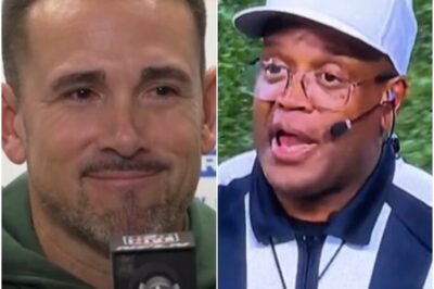 “They’re Not Even Trying To Hide It”: Packers HC Matt LaFleur’s Sarcastic 6-Word Jab at Refs’ Shady Timeout Call 😤🏈🧾Matt LaFleur didn’t yell, didn’t rant — he sliced. After that timeout call set off alarms across the game, the Packers coach fired off a six-word line dripping with sarcasm, and it landed like a grenade. One quote, razor-sharp and perfectly timed, instantly turned a routine postgame moment into the caption of the night — and poured gasoline on a controversy already burning out of control.k
