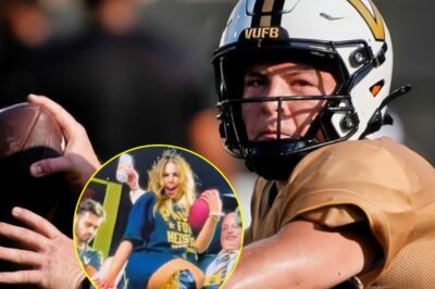 Vanderbilt QB Diego Pavia’s Mom Was Wildin’ Out – Goes Viral While Grinding With Railing In The Stands 💃A jaw-dropping clip has surfaced showing Diego Pavia’s mom letting loose in the stands, energetically grinding against the railing during the game. Social media erupted as fans couldn’t believe what they were seeing, with the video quickly spreading and sparking heated debates online. The moment has left everyone talking and put her squarely in the viral spotlight.k