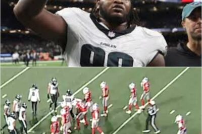 NFL Could Drop The Hammer On Jalen Carter As New Video Evidence Emerges Of Dirty Cheap Shots vs. Bills – Footage Reveals What Started It All 🚨The clip is spreading fast — and it’s making the situation look uglier by the second. Newly surfaced footage reportedly catches Jalen Carter in the middle of a heated sequence that fans are calling “dirty,” showing the cheap shots in brutal clarity and exposing the tense buildup that set everything off. The energy shifts from normal trash talk to full-on conflict, and the more the video gets replayed, the worse it looks — because this isn’t just a bad moment… it feels like a pattern caught on camera.k