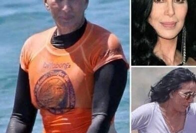 Fans Shocked to See 75-Year-Old Cher Braless in Wet Clothes 😱😳 — This Is How the Iconic Singer Looks When Unaware of the Camera! (Check In First comment👇)