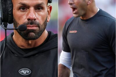 ESPN SOURCES: Shockwaves ripple through the NFL as Titans are working to finalize a deal to hire 49ers defensive coordinator Robert Saleh as their head coach. Saleh spent Monday in Tennessee with the Titans: “We both felt it was right”.K