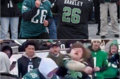 Several Philadelphia Eagles Fans Hospitalized As Violent Brawl Breaks Out Before Game vs. Commanders🦅What should’ve been a typical pregame atmosphere turned into chaos when a violent fight broke out, leaving multiple Philadelphia Eagles fans reportedly hospitalized. Witnesses say the situation escalated fast, with punches thrown and people going down as the crowd scrambled. Now, footage and firsthand accounts are spreading online, revealing just how ugly it got before the game even started.k